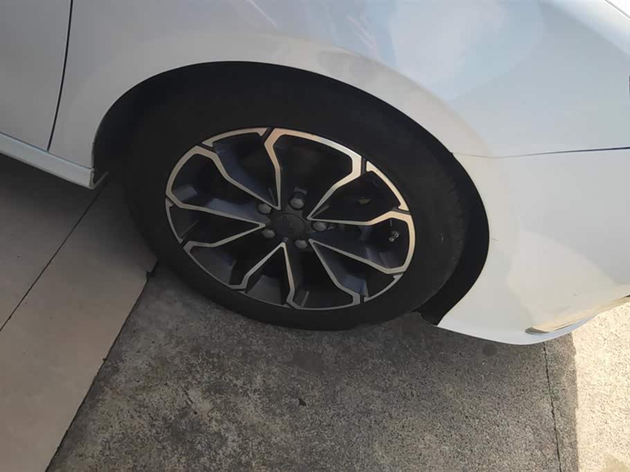 Geely Binrui Geely Binrui