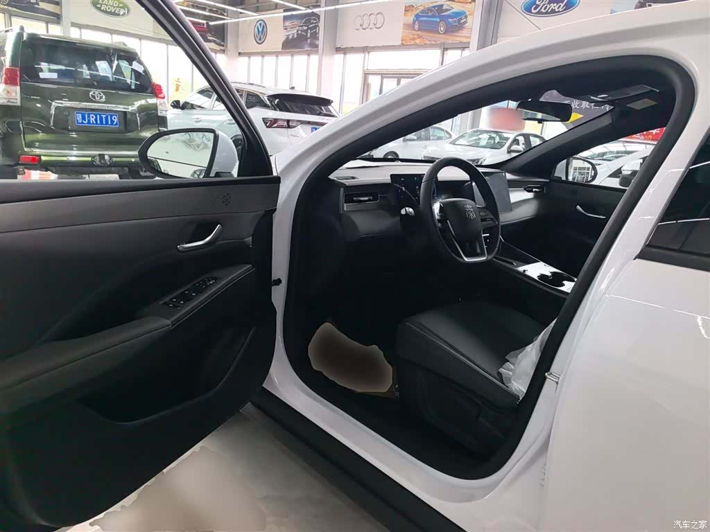BYD Qin, 2026 16