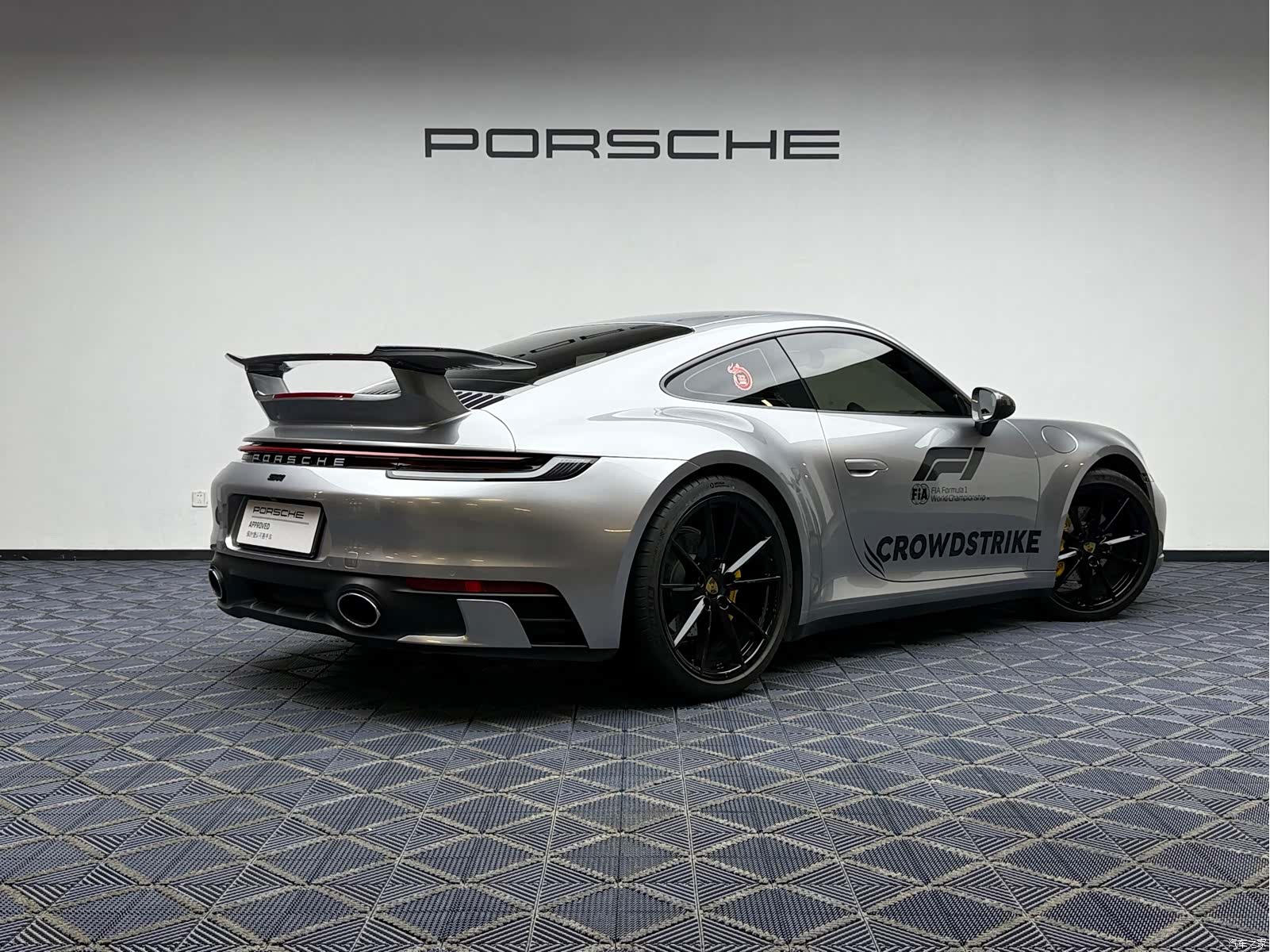 Porsche 911, 2025 2