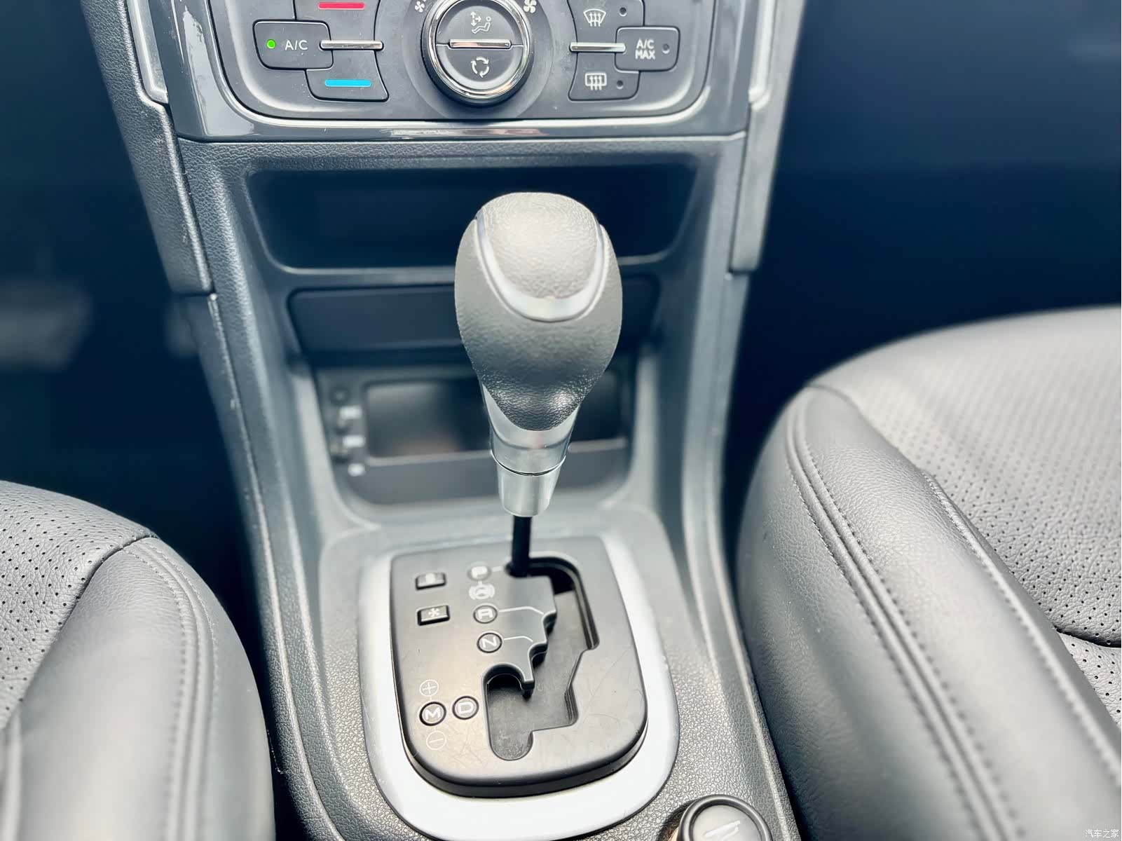 Peugeot 308, 2014 13
