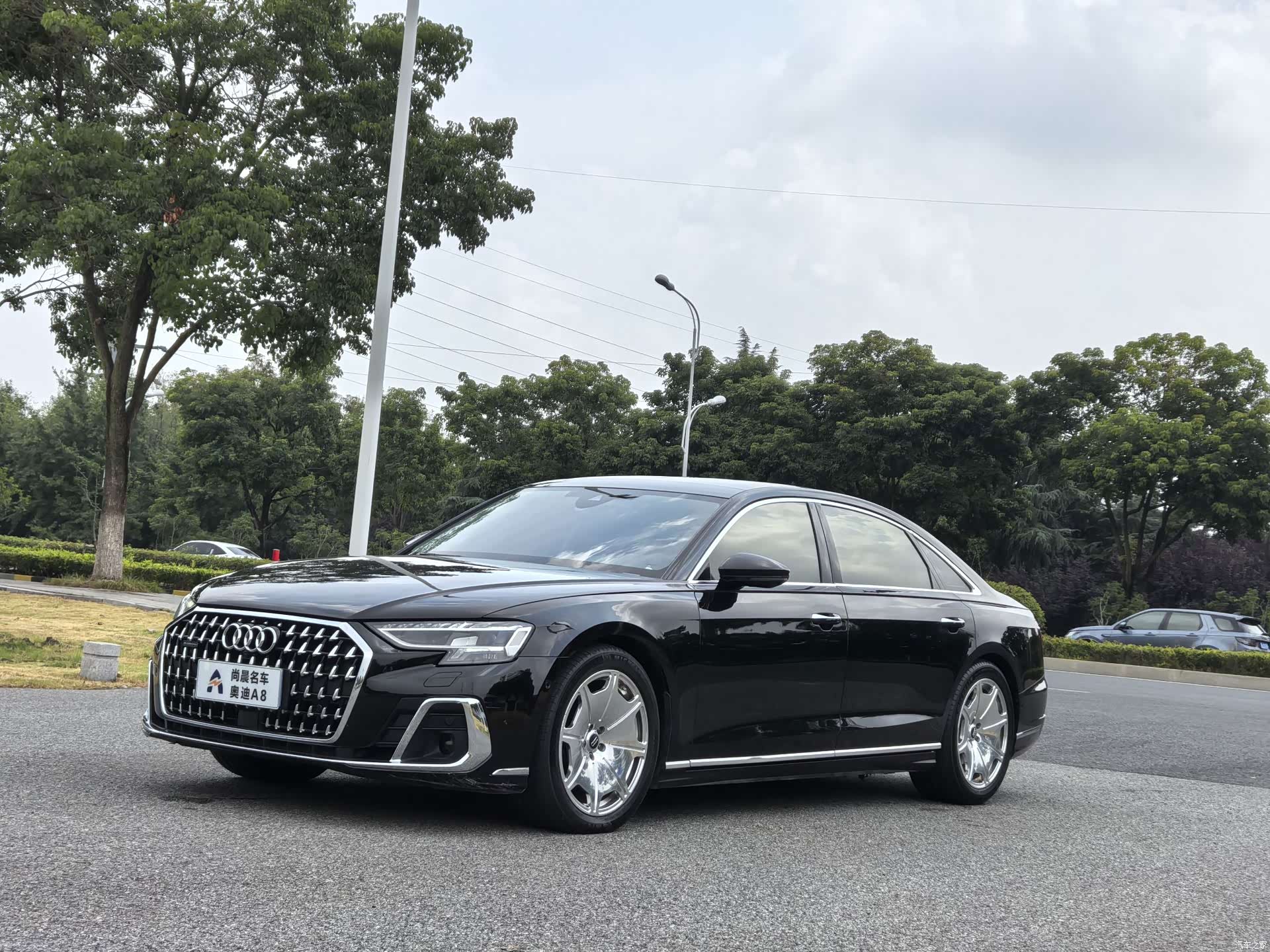 Audi A8L, 2023 1
