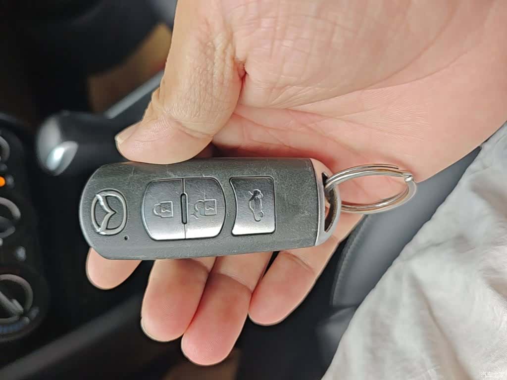 Mazda Mazda3, 2016 9