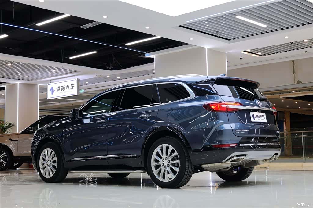 Buick Enclave, 2022 все фото