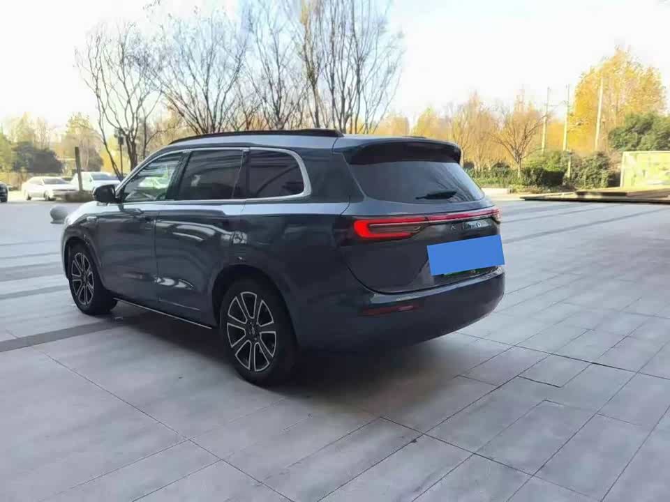 AITO Ask the world M7