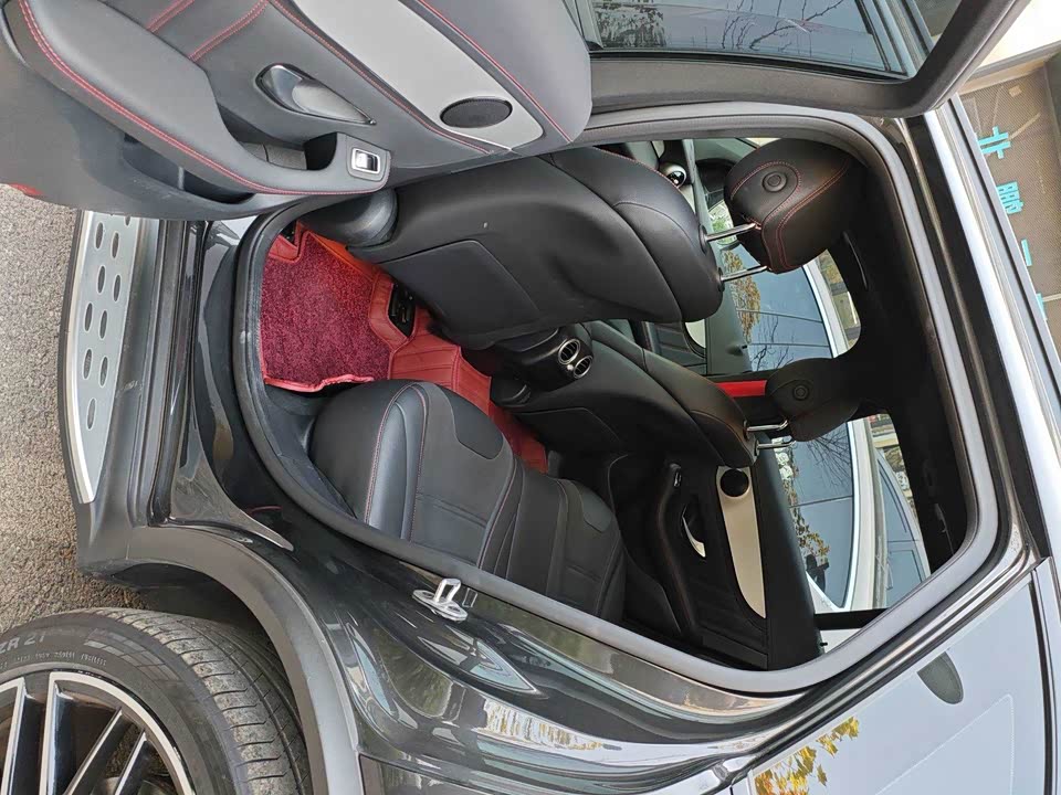 Mercedes-Benz GLC AMG