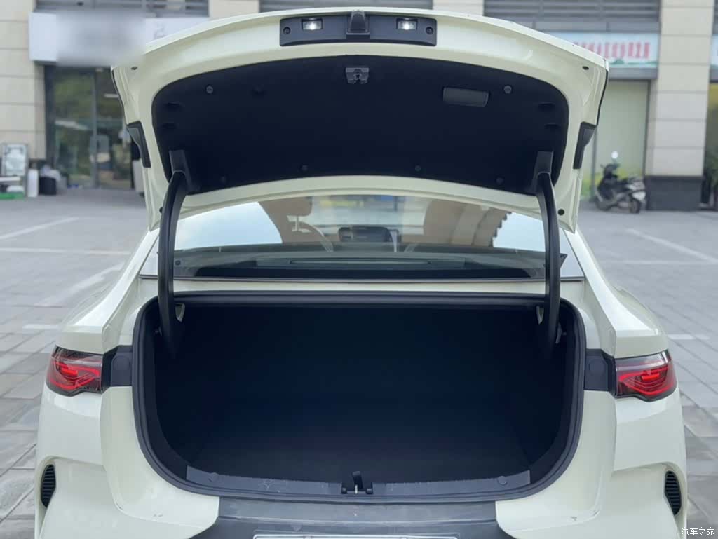 BYD Qin, 2025 9