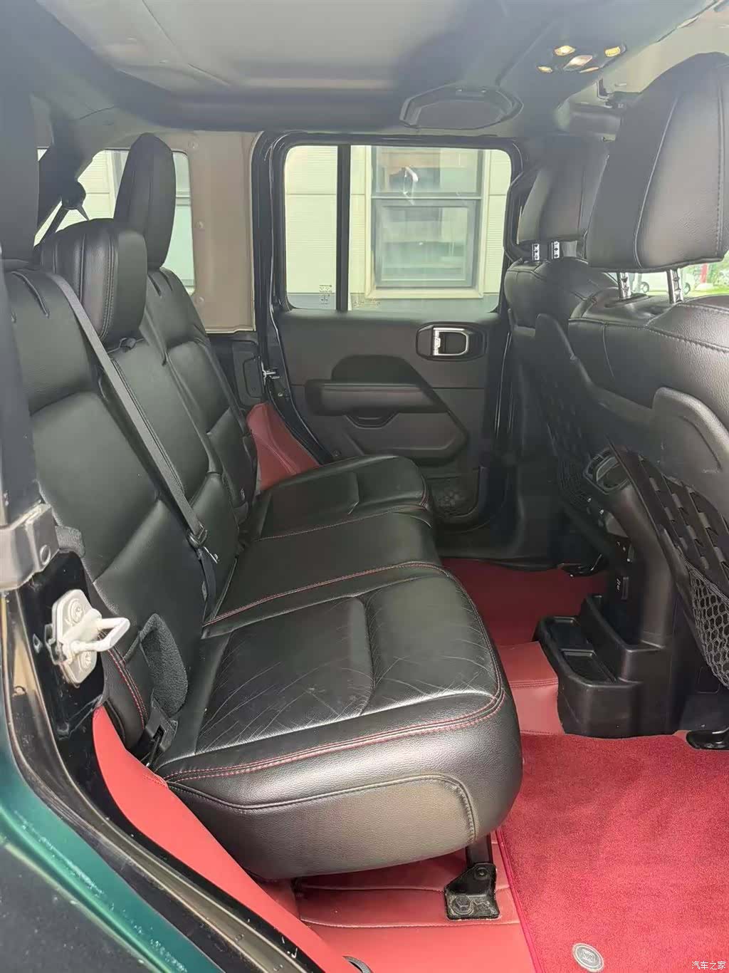 Jeep Wrangler, 2019 9