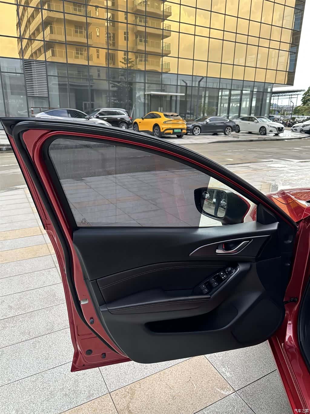 Mazda Mazda3, 2017 10