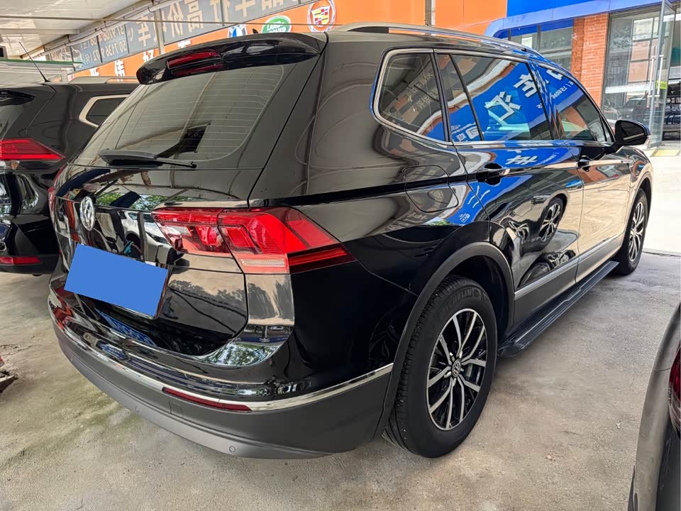 Volkswagen Tiguan L Volkswagen Tiguan L