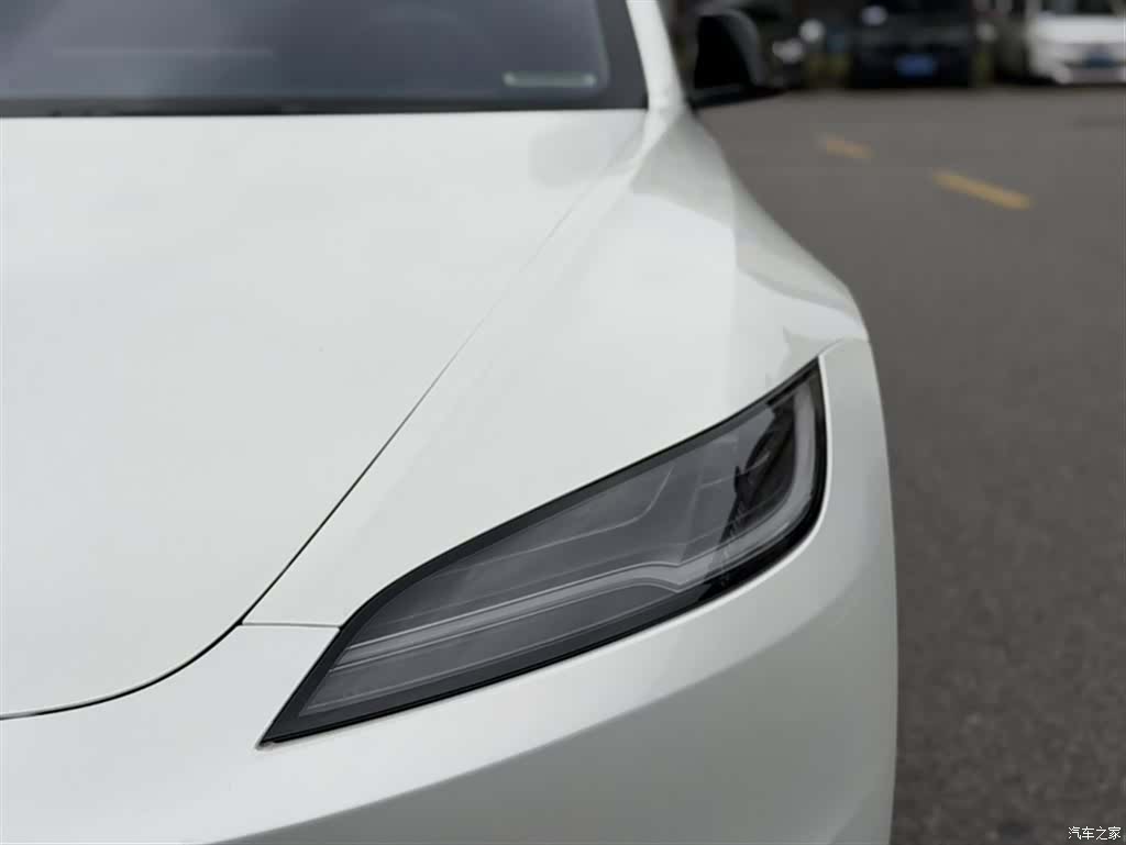 Tesla Model 3, 2023 3