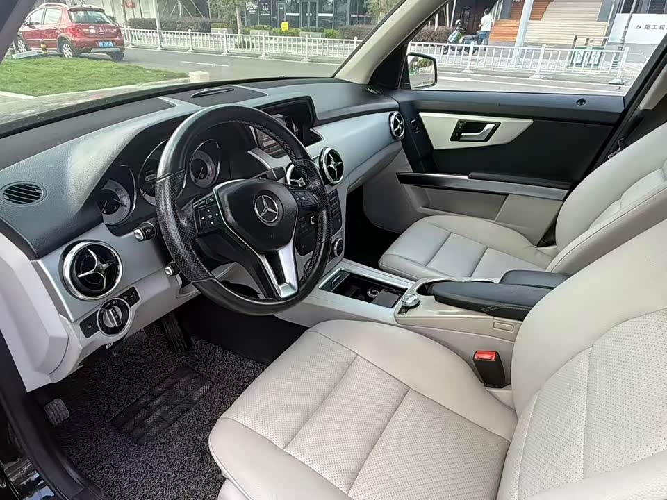 Mercedes-Benz GLK class