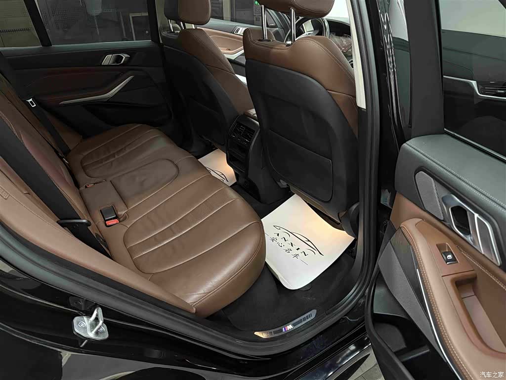 BMW X5, 2022 11