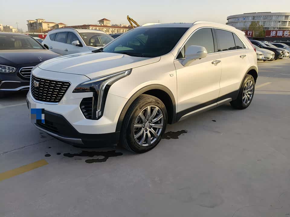 Cadillac XT4