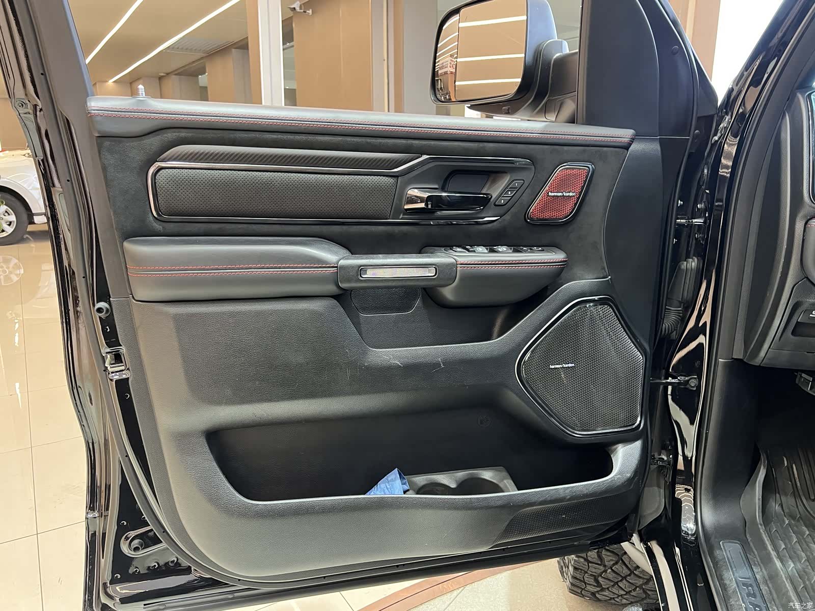 RAM Trucks, 2022 7