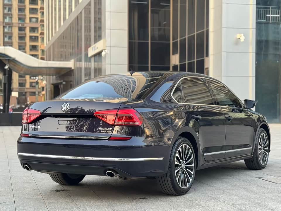Volkswagen Passat