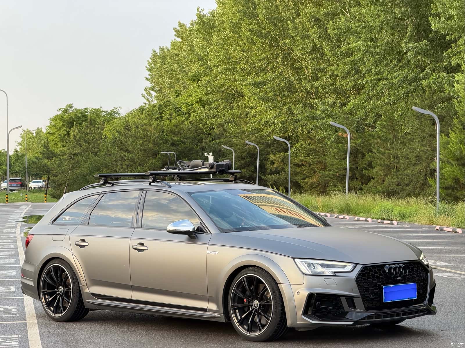Audi A4, 2018 3