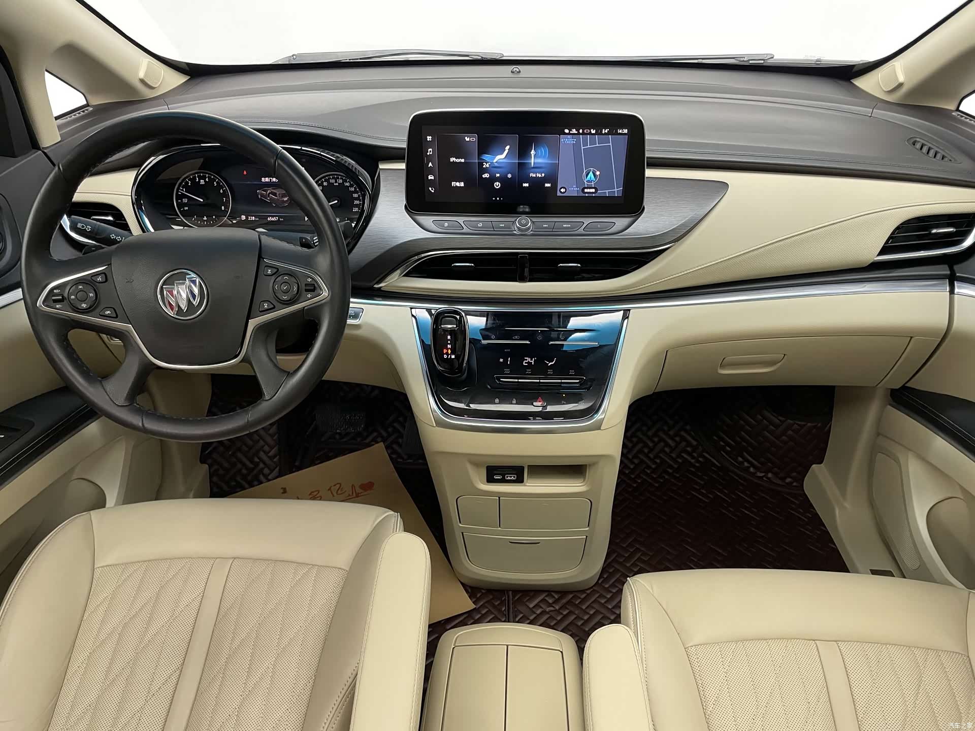 Buick GL8, 2023 11