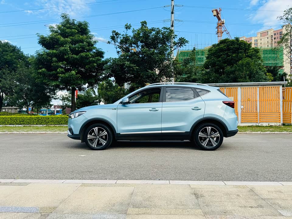 MG EZS pure electric