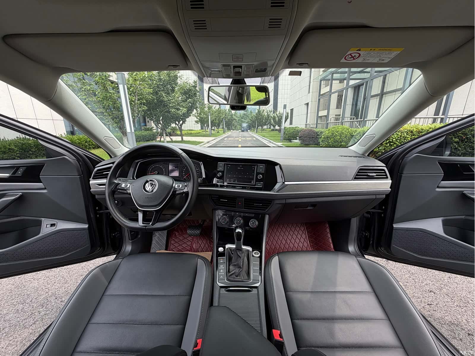 Volkswagen Sagitar, 2020 16
