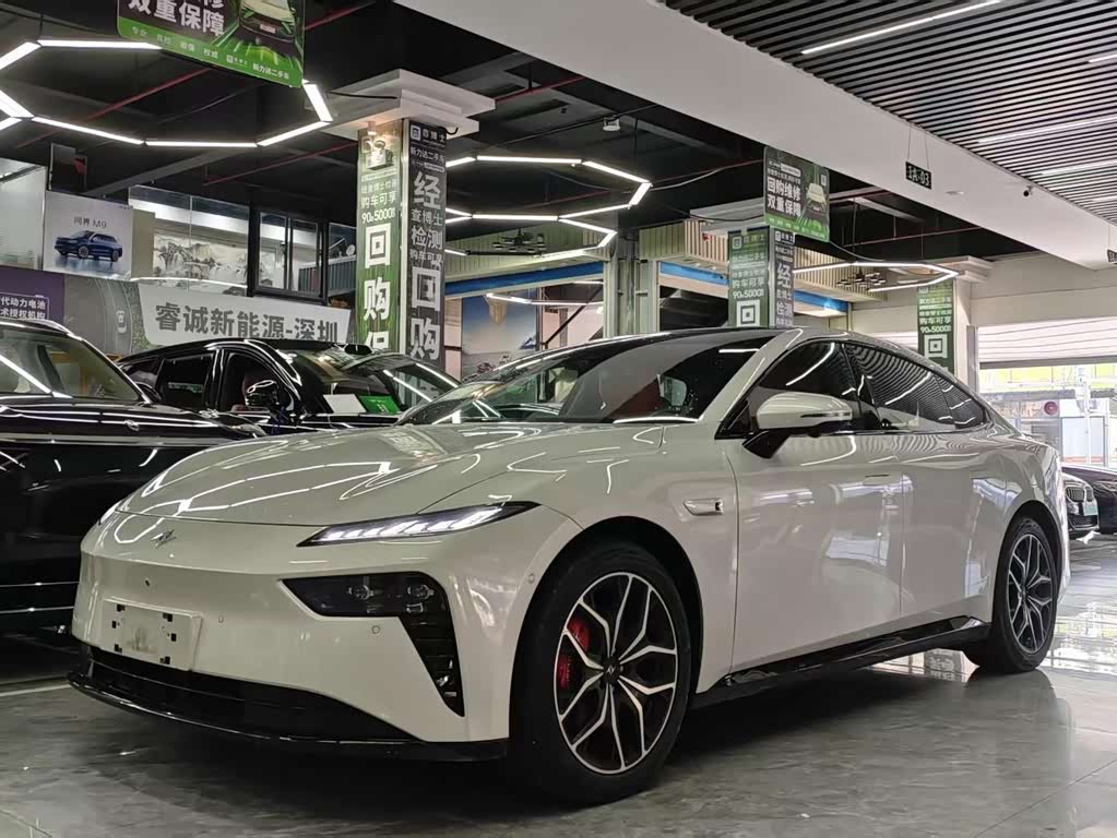 Dongfeng eπ007