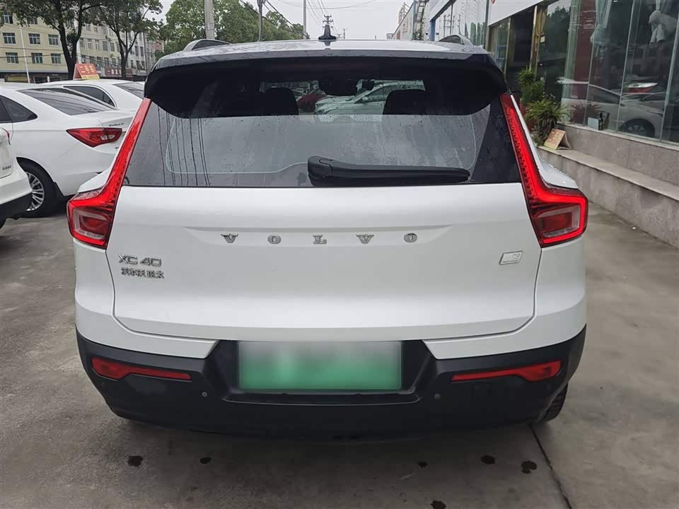 Volvo XC40