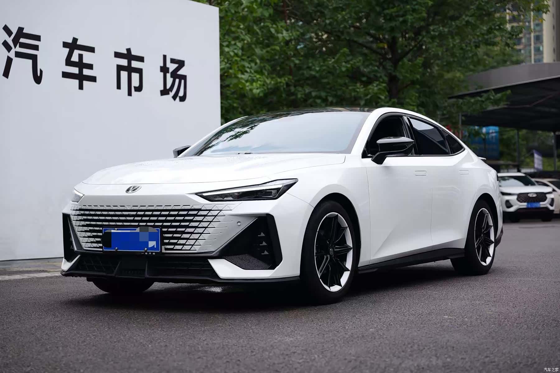 Changan UNI-V, 2024 1