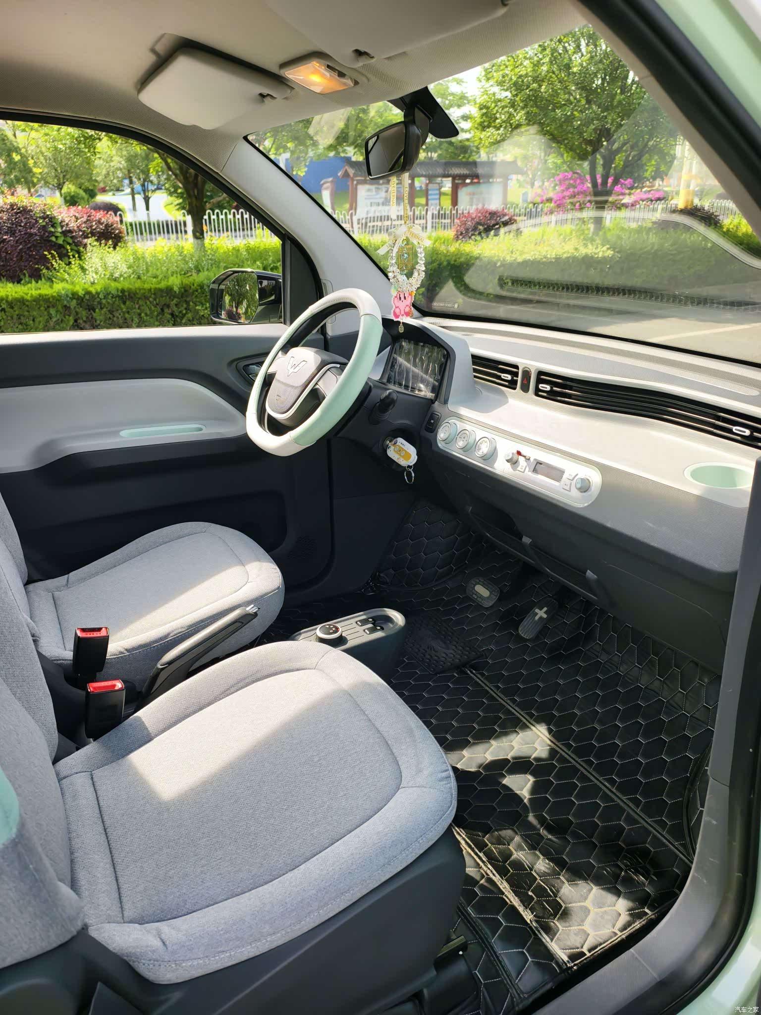 Wuling MINIEV, 2022 14