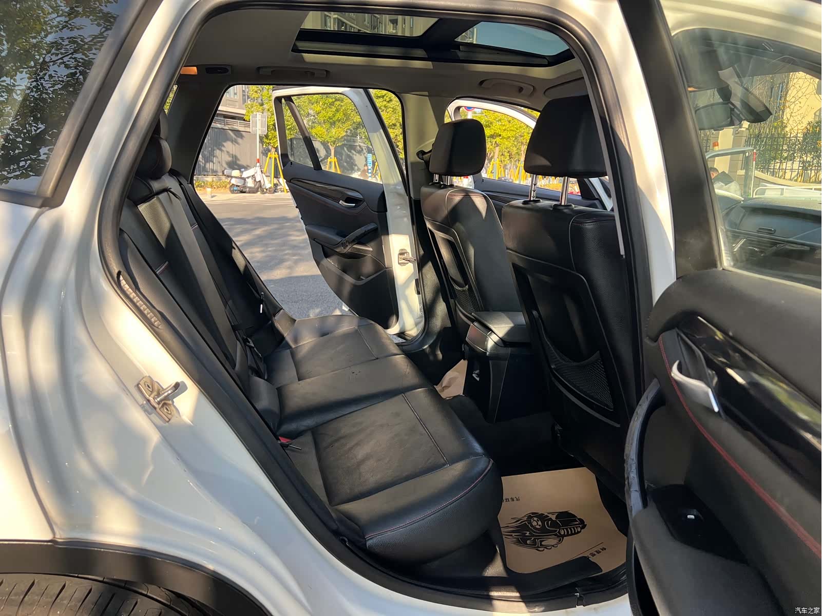 BMW X1, 2013 15