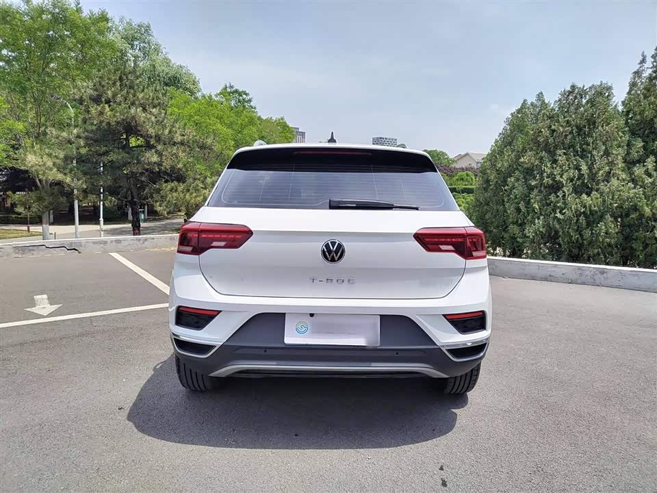 Volkswagen T-ROC exploring Songs