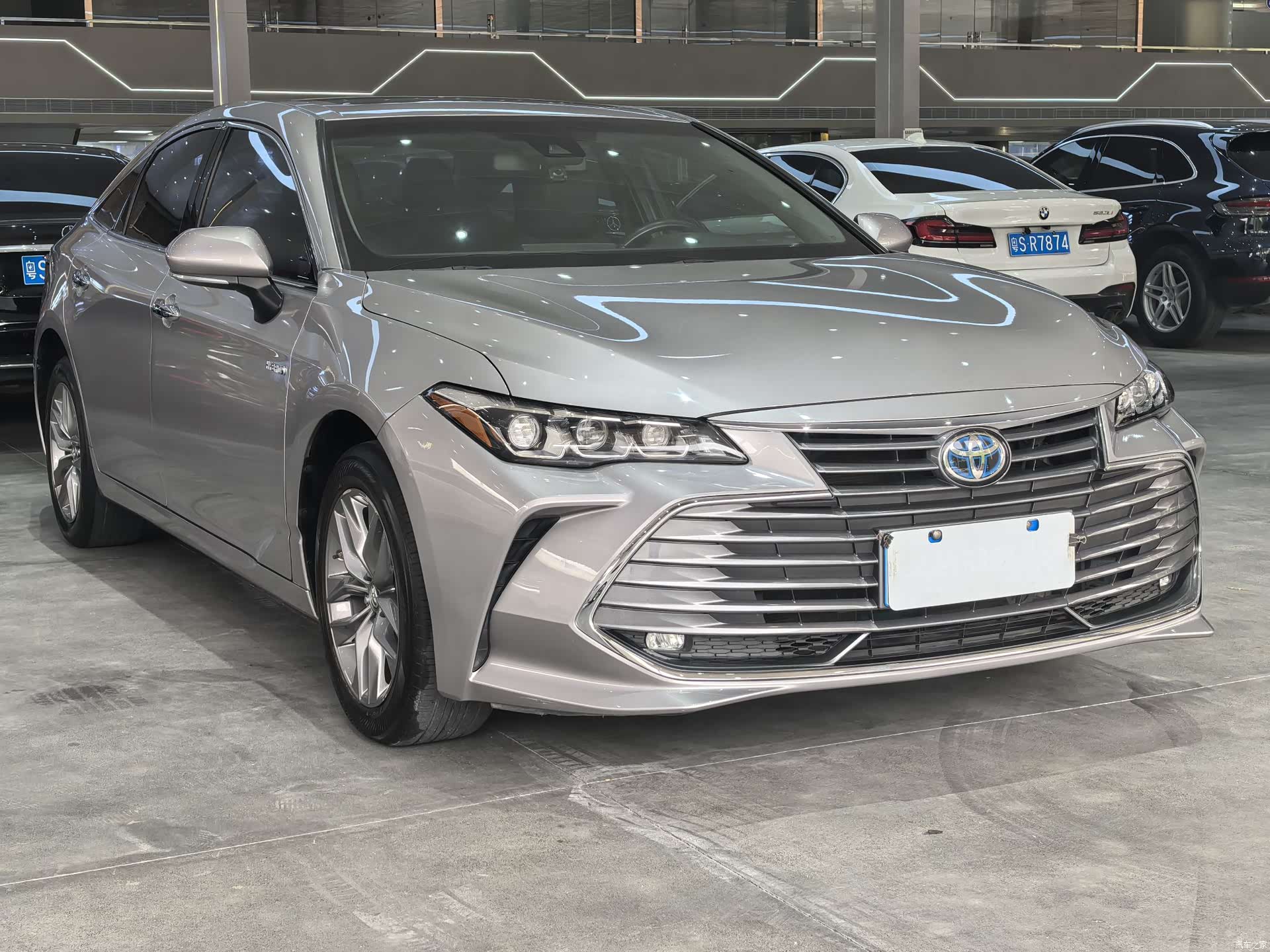 Toyota Avalon, 2022 3