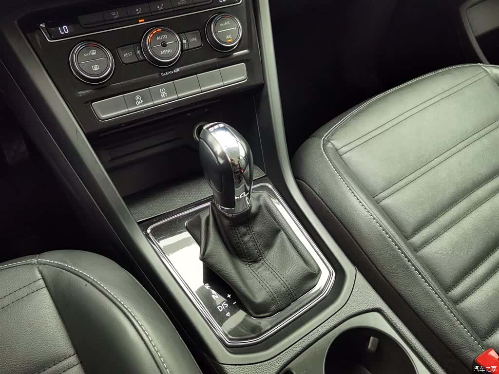 Volkswagen L, 2016 13