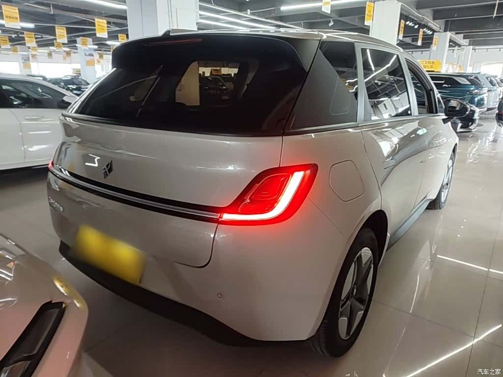 Wuling 360, 2024 7