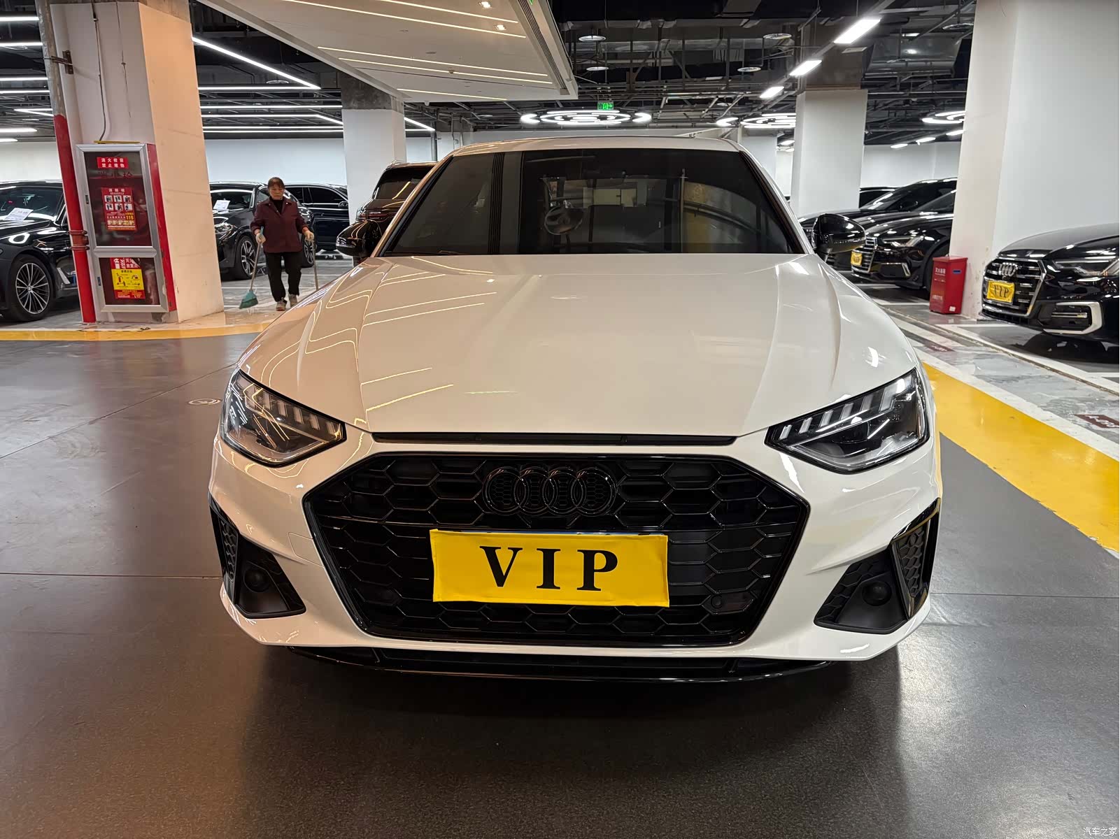 Audi A4L, 2025 2