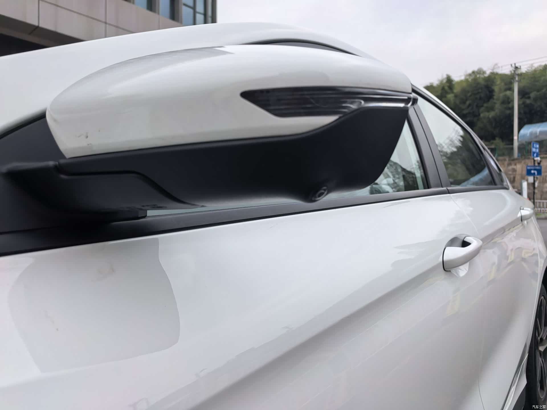 Geely Binray, 2026 8
