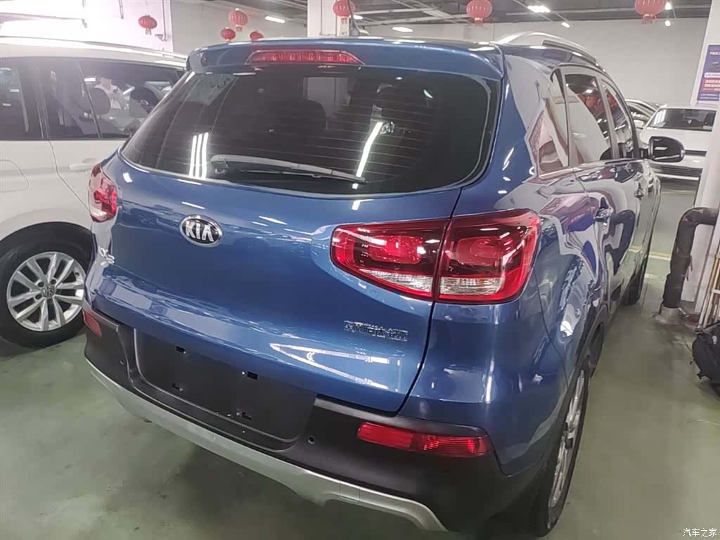 Kia KX3, 2016 7