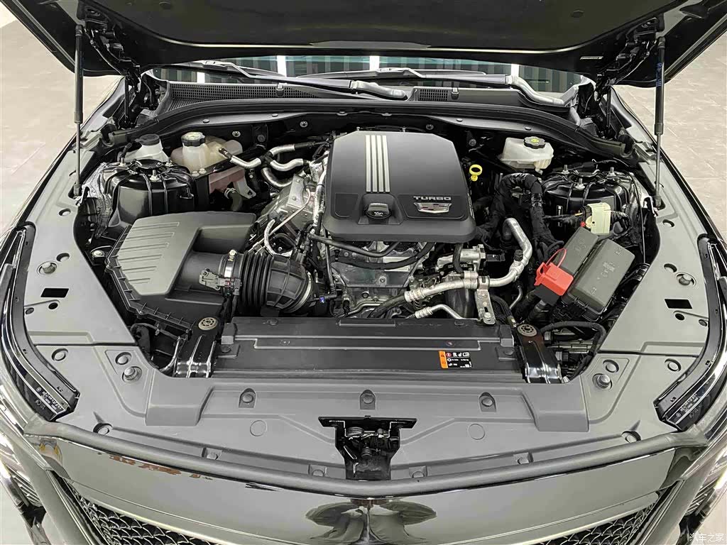 Cadillac CT5, 2025 16
