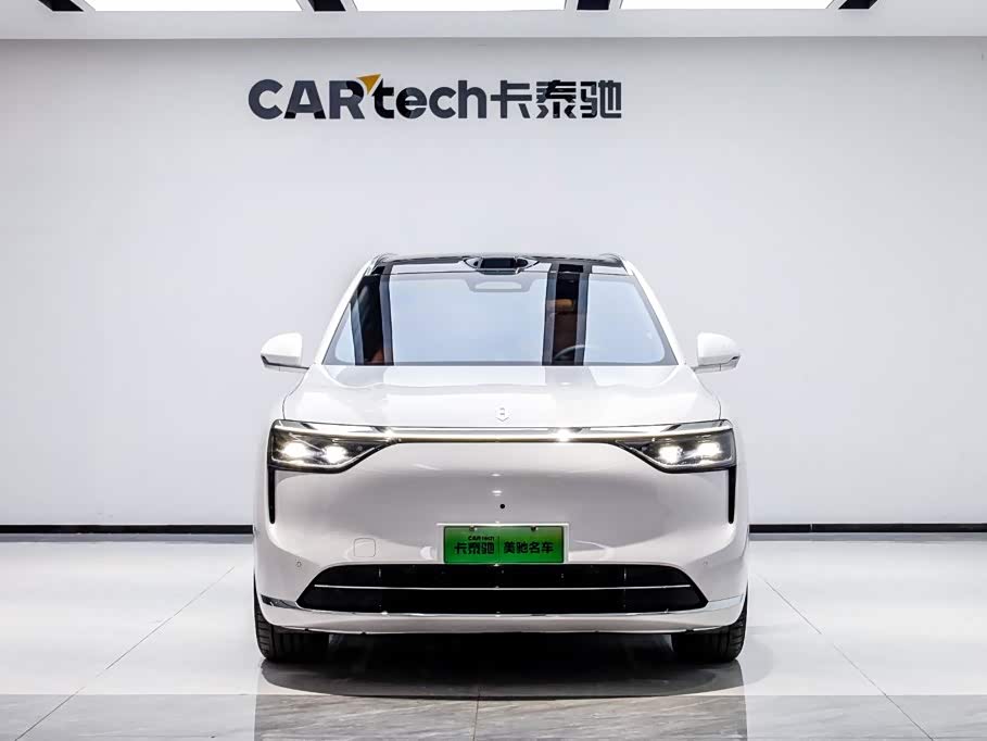 Aito M8 2025 Max+ 53.4kWh 5 мест (192 ）