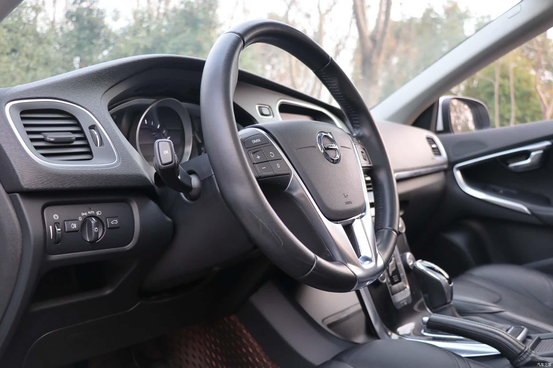 Volvo V40, 2018 22