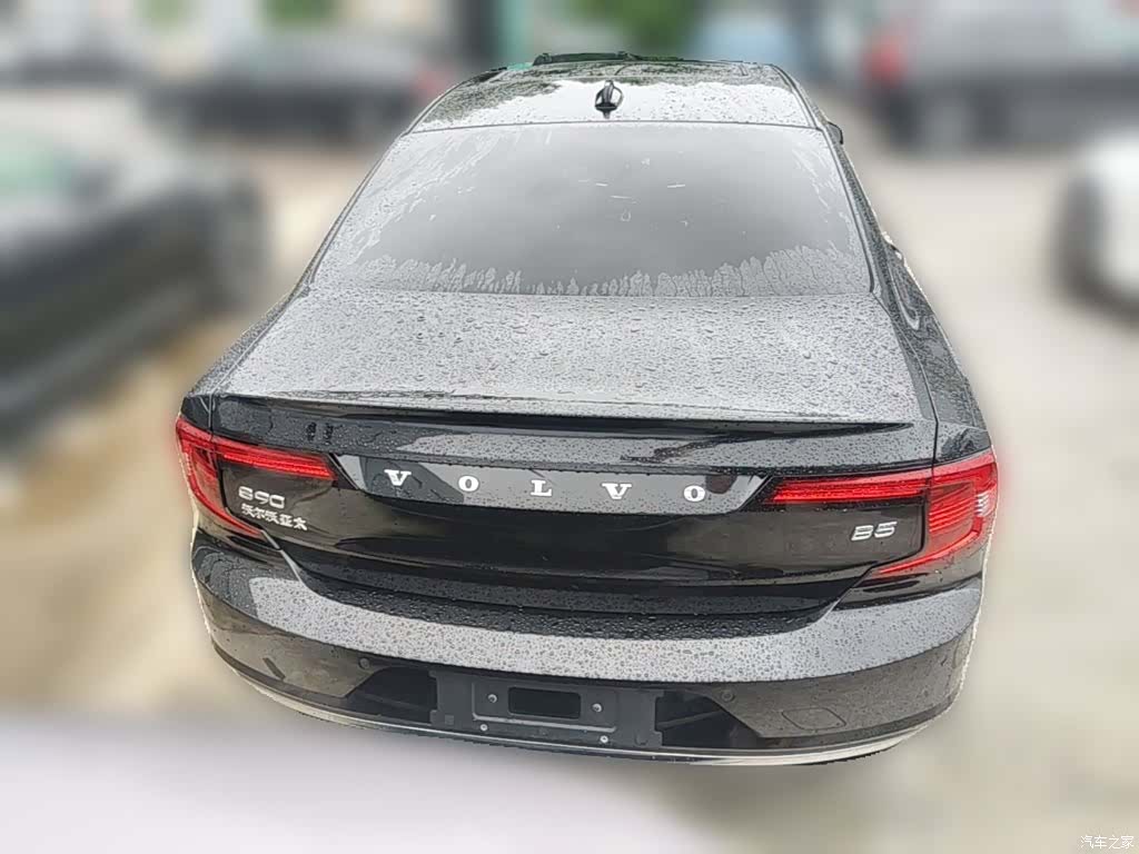 Volvo S90, 2025 10