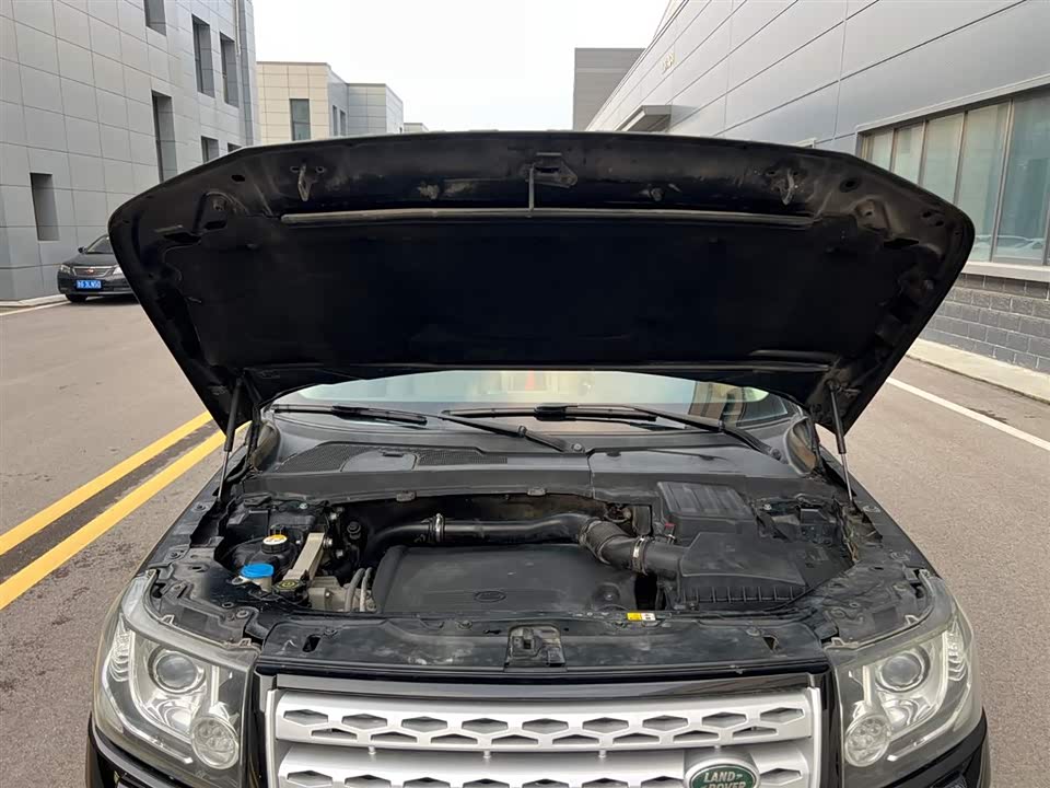 Land Rover Freelander 2