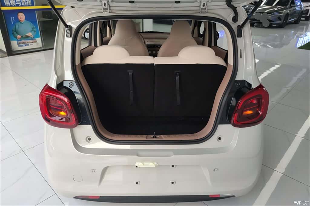 Wuling MINIEV, 2025 4