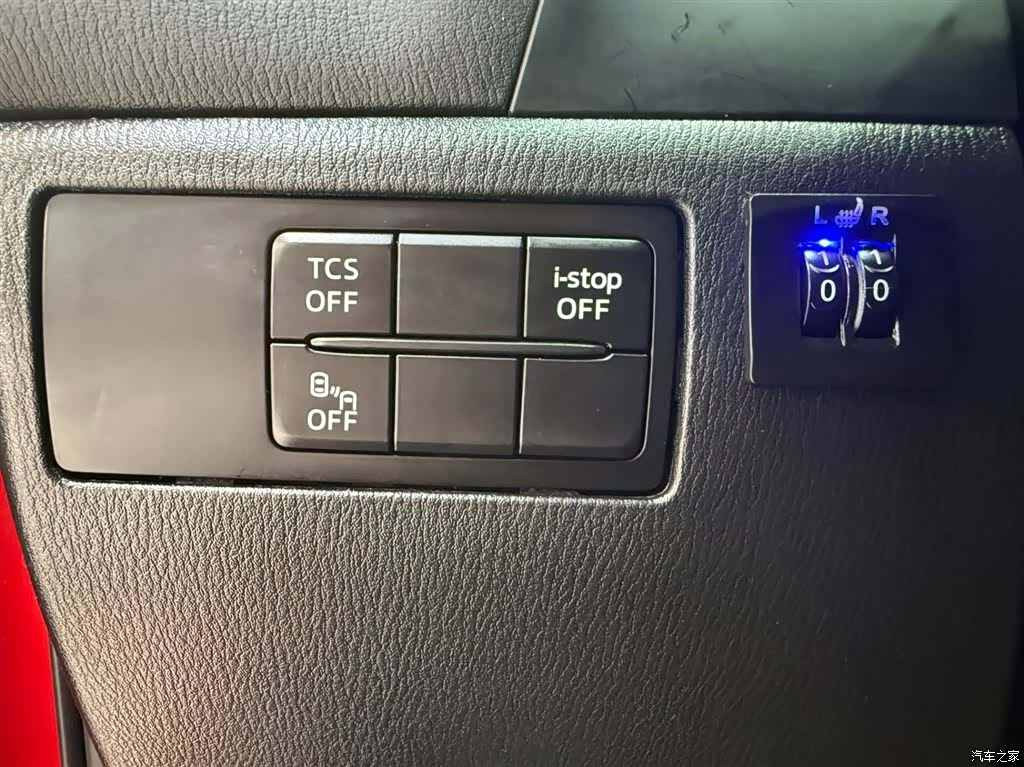 Mazda CX-4, 2023 13