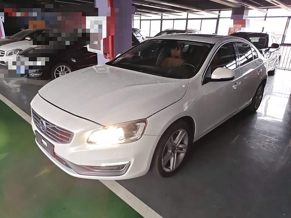 Volvo S60