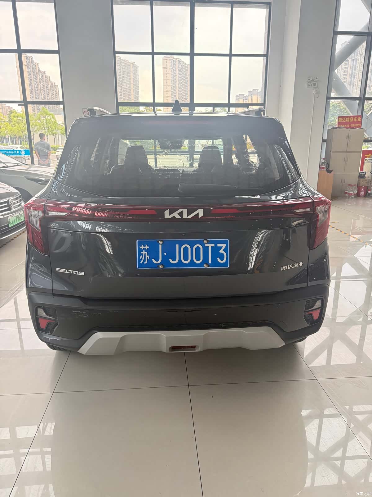 Kia Seltos, 2023 4