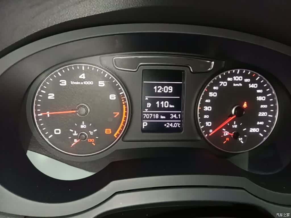 Audi Q3, 2017 12
