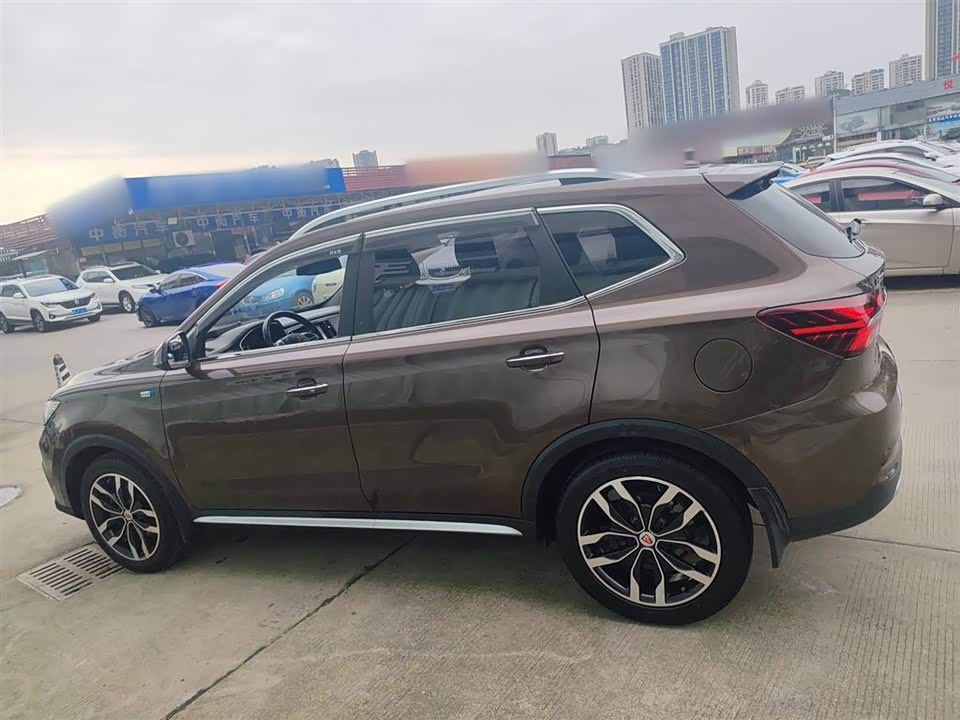 Roewe RX5