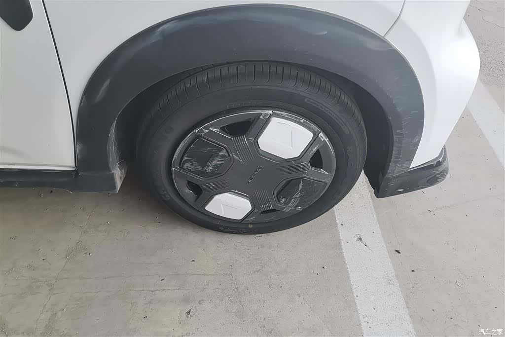 Geely Panda, 2025 6
