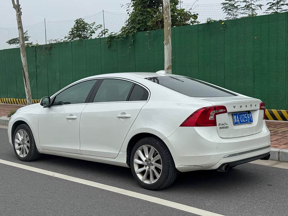Volvo S60