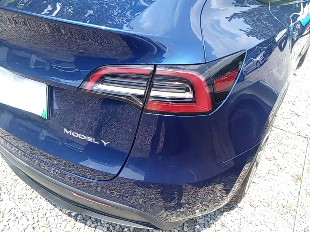 Tesla Model Y, 2021 8