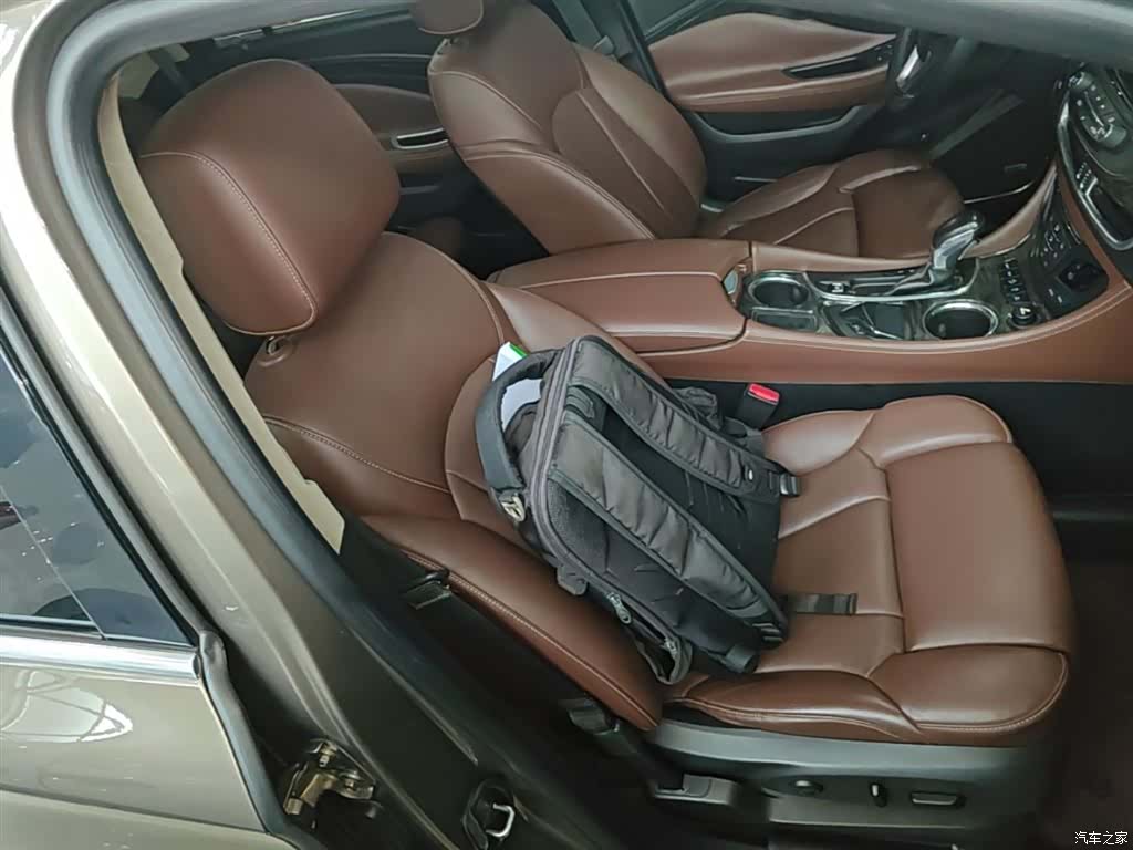 Buick Envision Plus, 2015 25